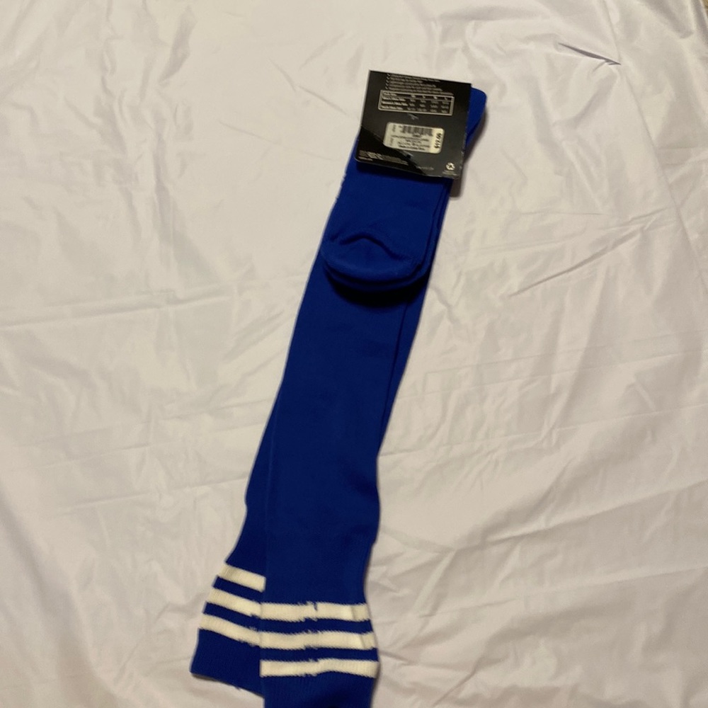 NWT adidas soccer copa zone cushion socks color blue